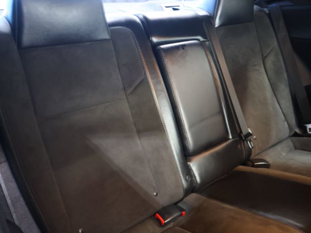 Used 2016 Dodge Challenger R/T Scat Pack w/ Leather Interior Group image 11