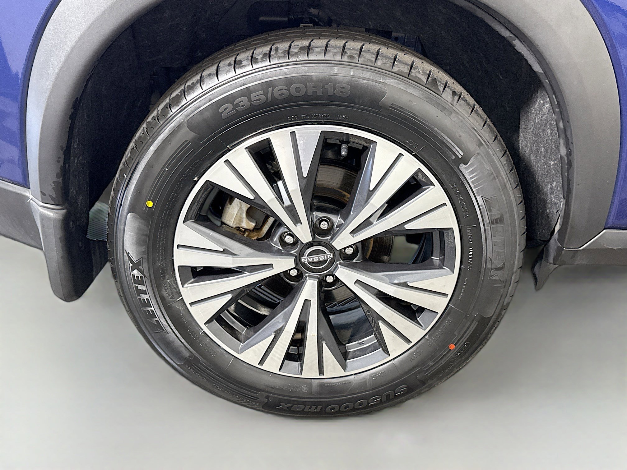 Used 2023 Nissan Rogue SV image 33