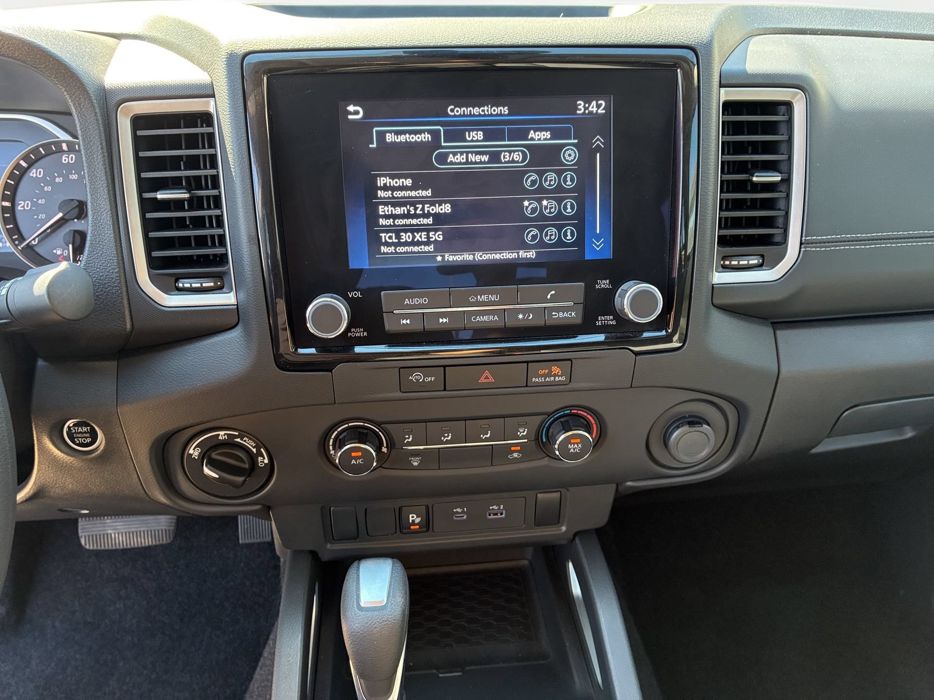 Used 2024 Nissan Frontier SV w/ Technology Package AWD/4WD image 20