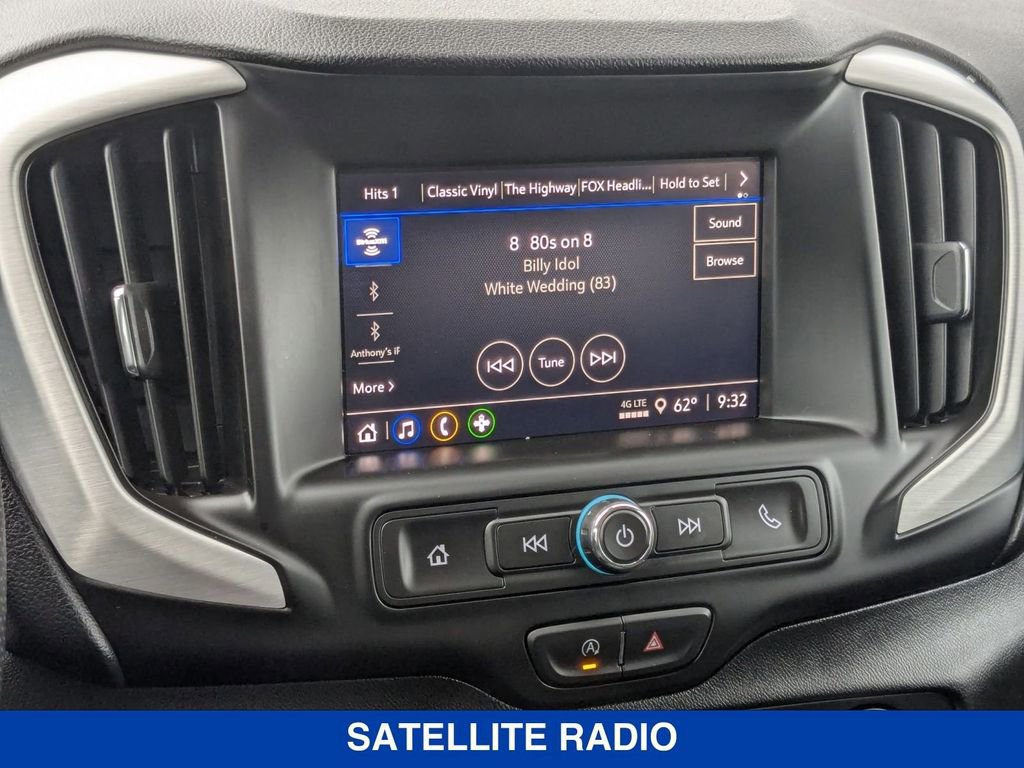 Used 2024 GMC Terrain SLE image 21