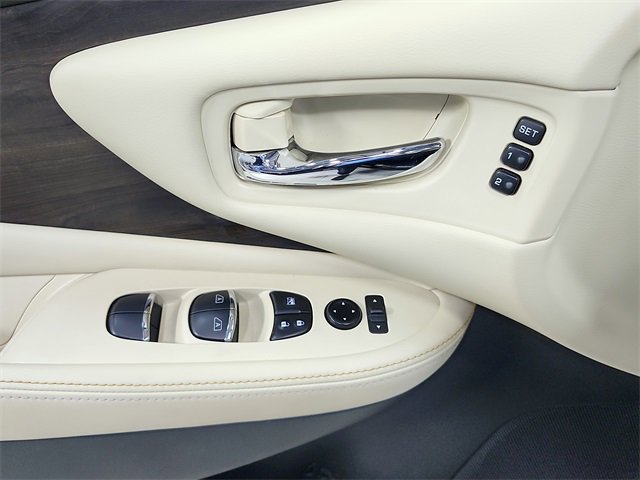 Used 2023 Nissan Murano Platinum w/ Cargo Package image 34