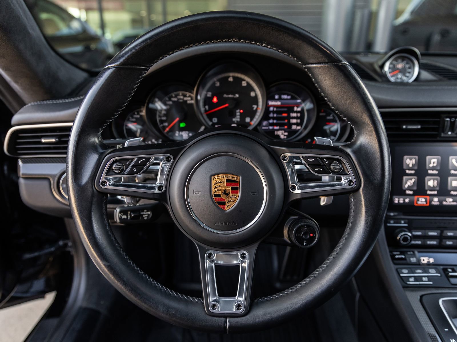 Certified 2018 Porsche 911 Turbo S image 27