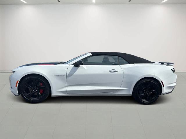 Used 2023 Chevrolet Camaro LT w/ RS Package image 3
