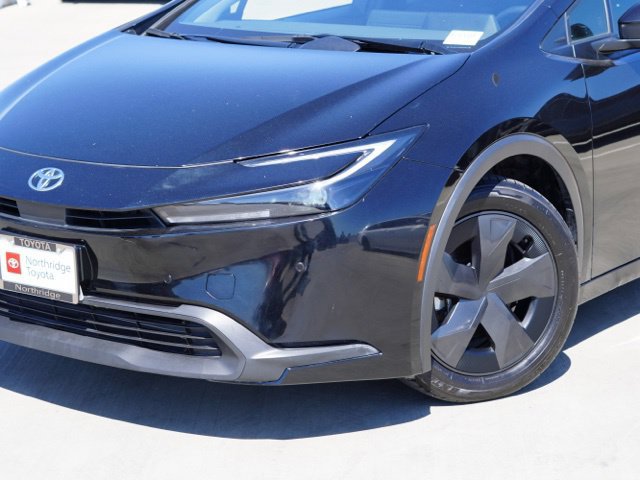 Used 2025 Toyota Prius LE FWD image 5