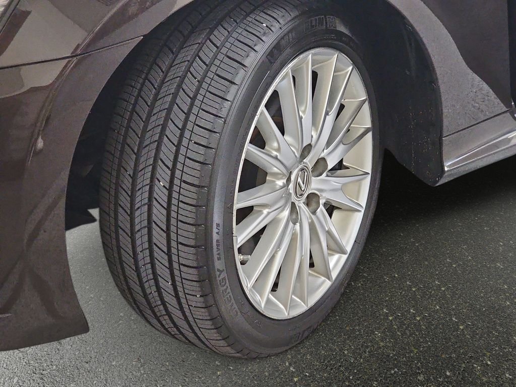 Used 2013 Lexus GS 350 AWD w/ Luxury Pkg w/Cold Weather Pkg image 33