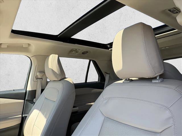 Used 2021 Ford Explorer Limited w/ Equipment Group 301A image 10