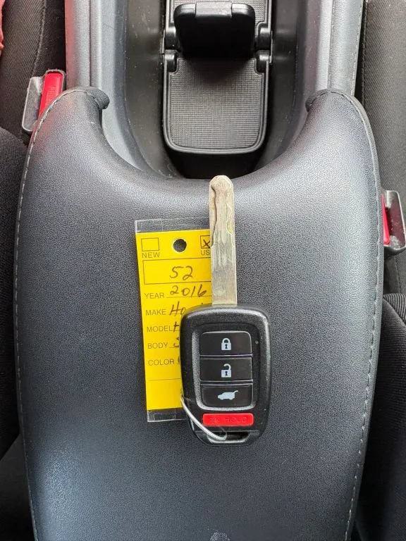 Used 2016 Honda HR-V LX image 21