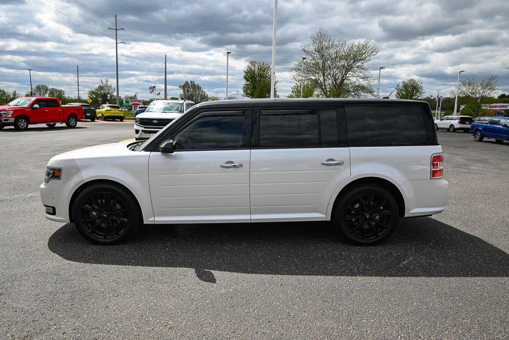 Used 2018 Ford Flex Limited w/ Equipment Group 303A AWD/4WD image 8