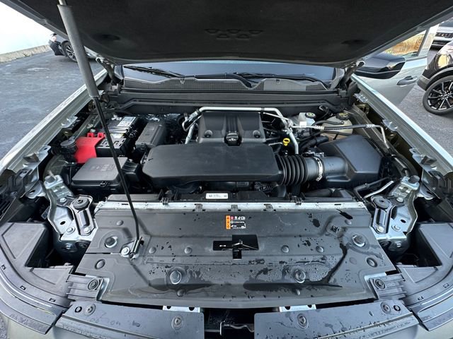 Used 2024 Chevrolet Colorado Trail Boss w/ Safety Package image 29