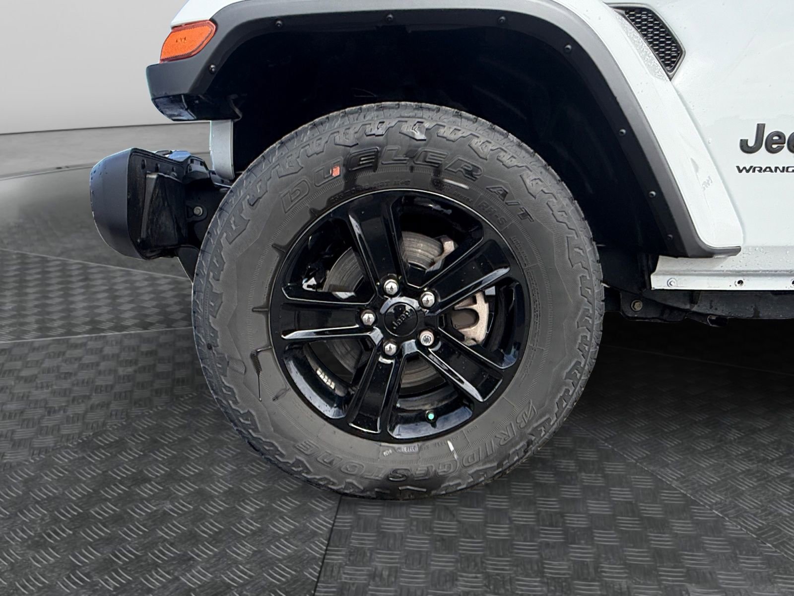 Used 2023 Jeep Wrangler Altitude image 14