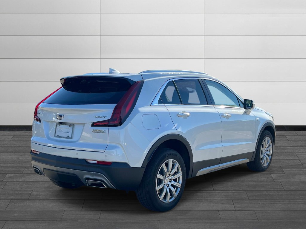 Certified 2023 Cadillac XT4 Premium Luxury w/ Enhanced Visibility Package FWD image 5