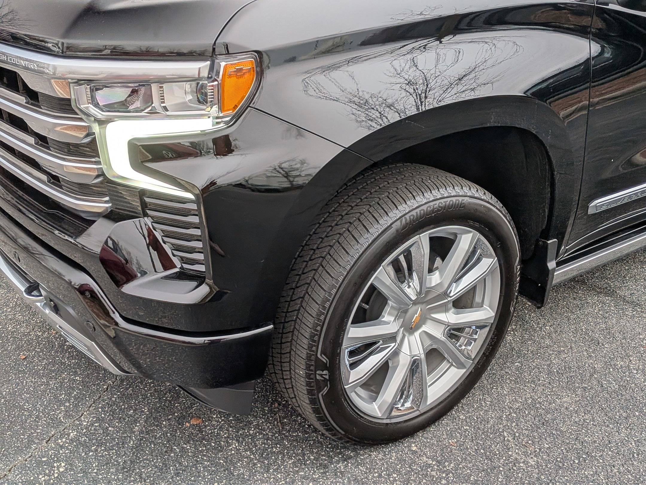 Certified 2025 Chevrolet Silverado 1500 High Country image 11