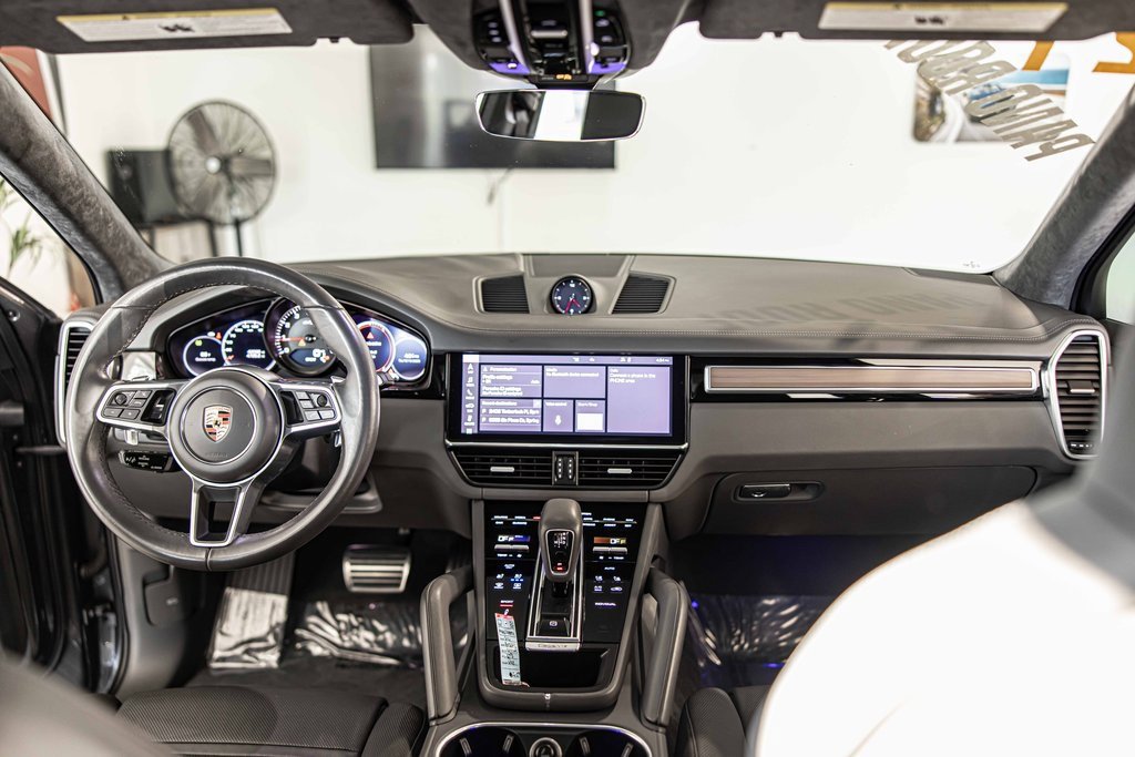 Used 2021 Porsche Cayenne GTS image 38