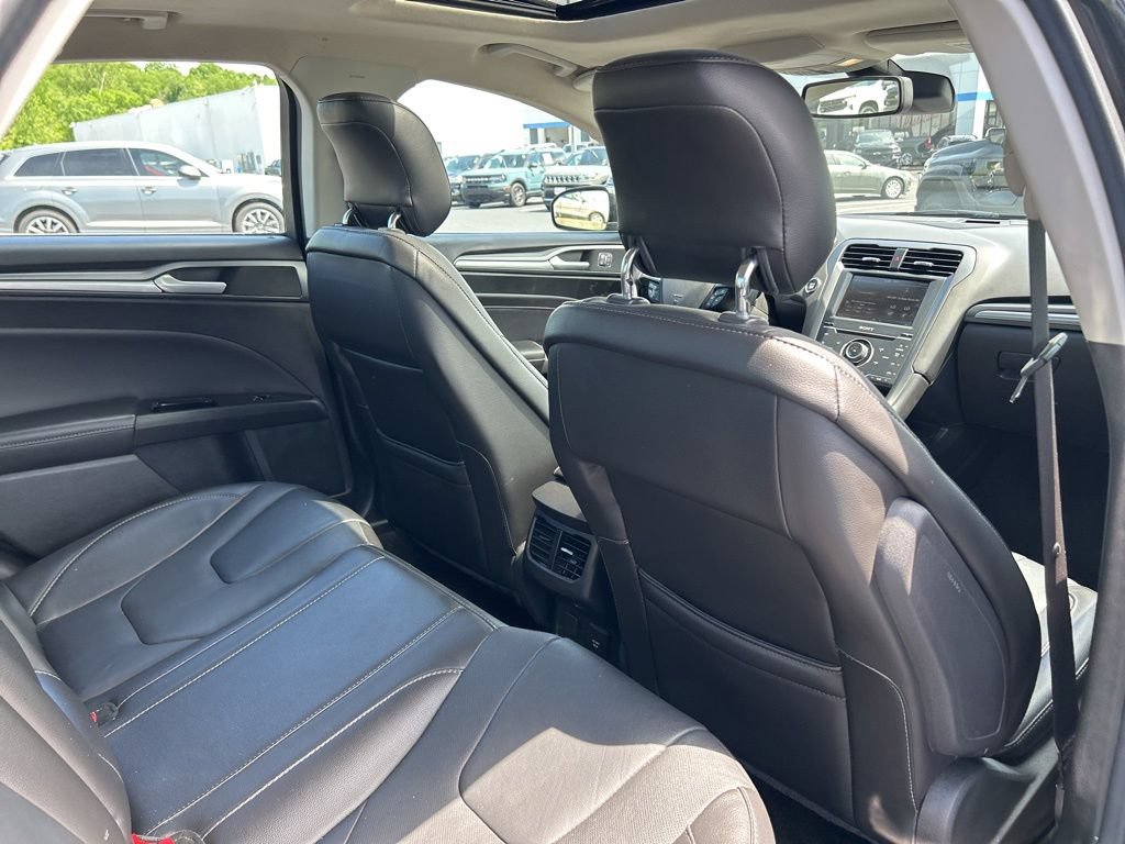 Used 2013 Ford Fusion Titanium w/ Titanium Driver Assist Pkg FWD image 42
