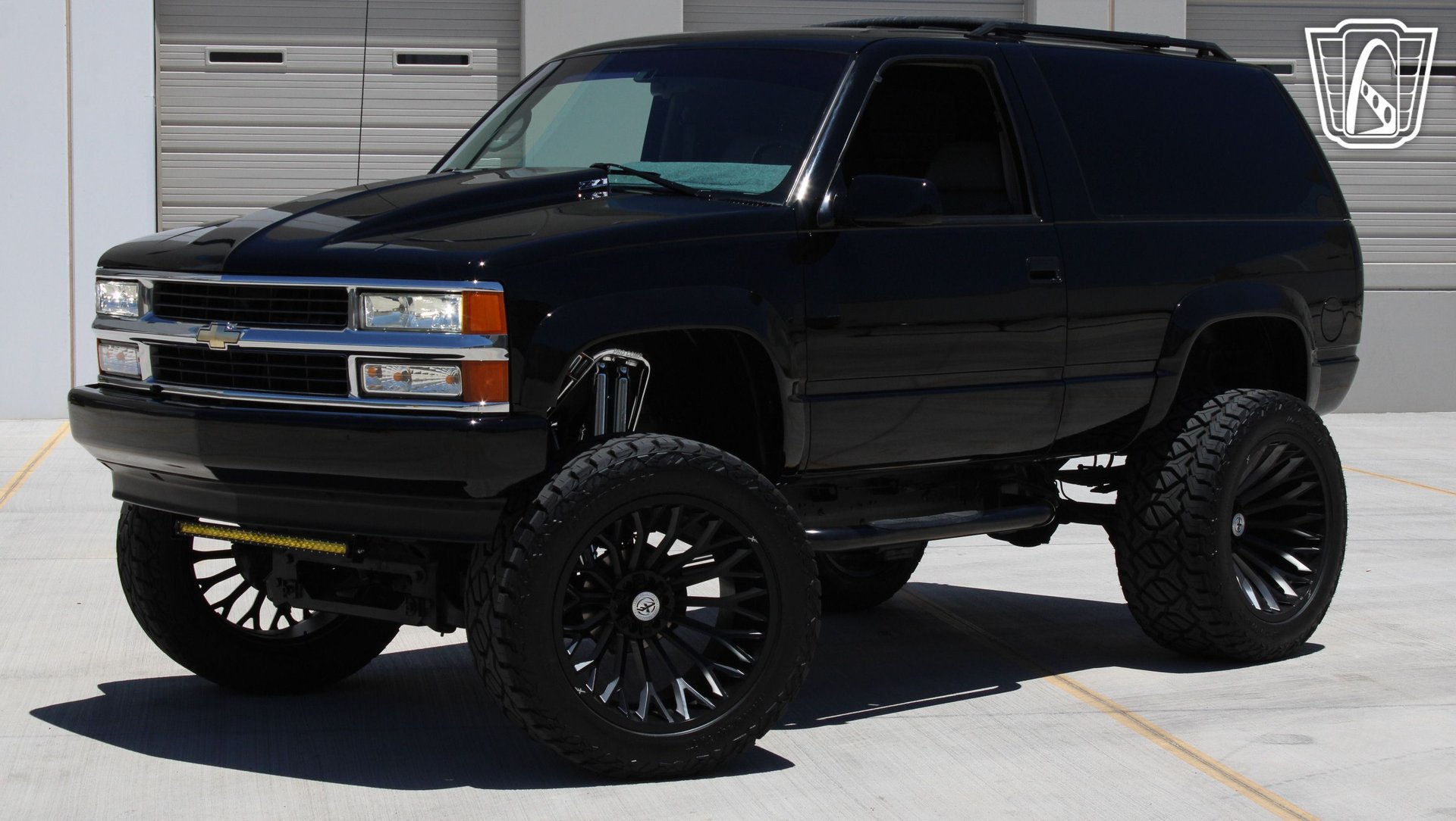 Used 1996 Chevrolet Tahoe 4WD 2-Door image 3