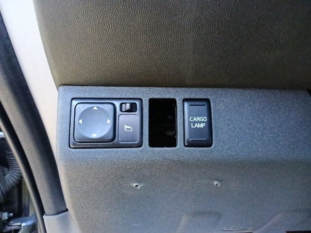 Used 2017 Nissan Frontier Desert Runner image 17