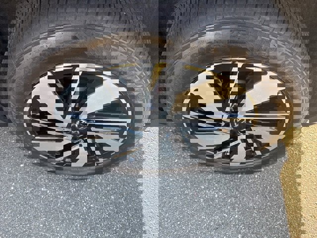 Used 2024 Volkswagen Atlas SE image 6