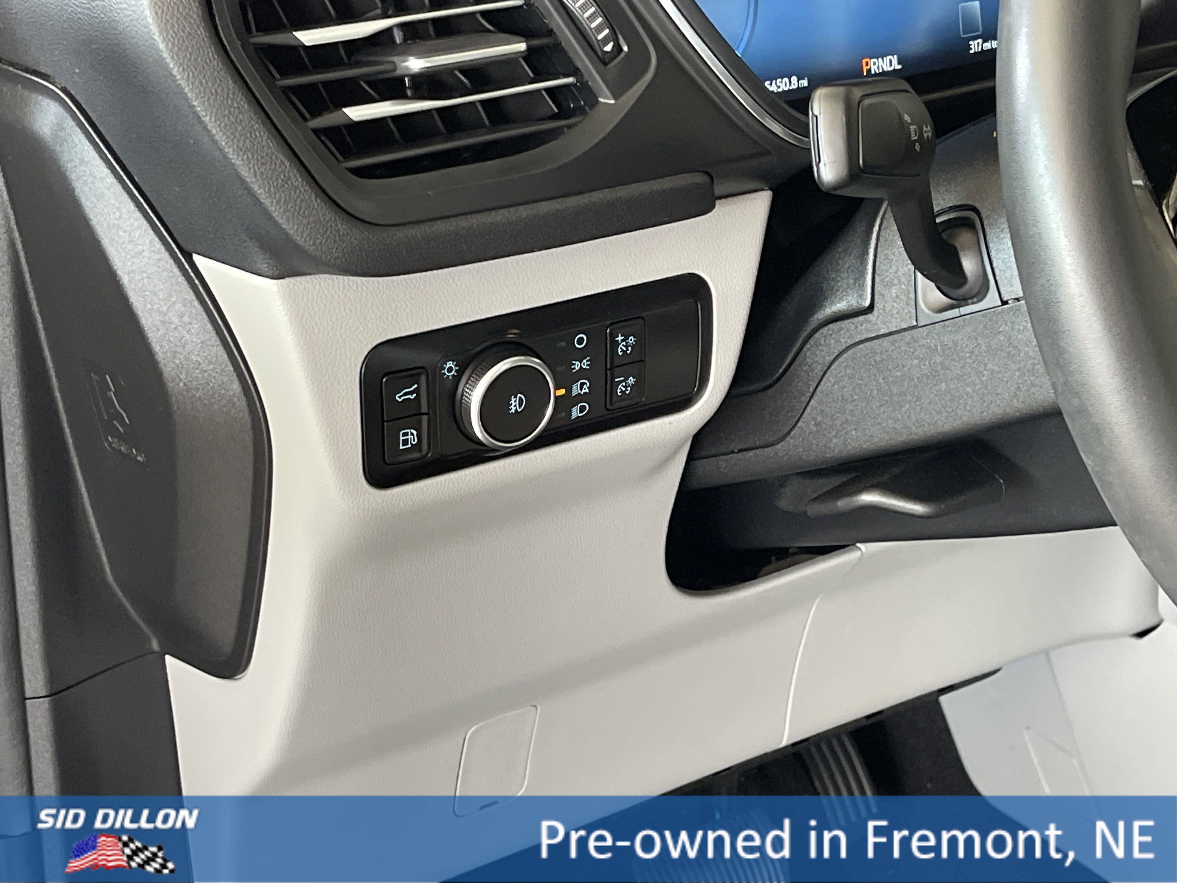 Used 2024 Ford Escape Platinum image 6