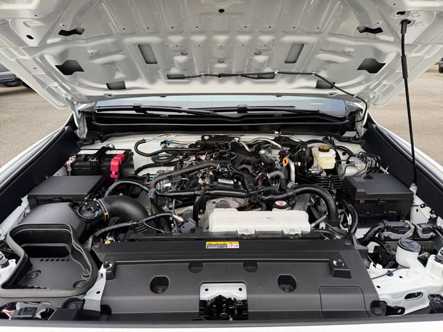 Used 2024 Toyota Tacoma SR image 34