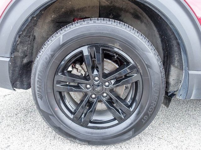 Used 2023 Ford Explorer XLT w/ Equipment Group 202A image 13