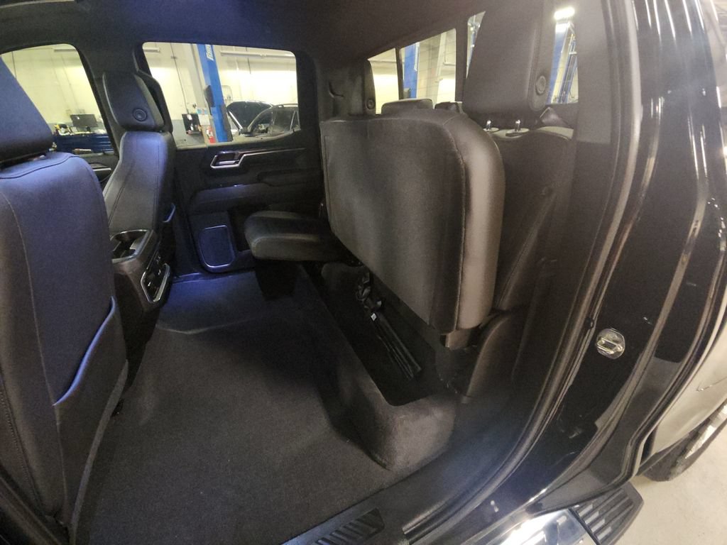 Used 2023 Chevrolet Silverado 1500 LTZ w/ LTZ Premium Package AWD/4WD image 37