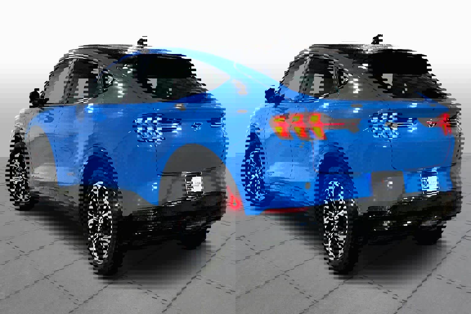 Used 2023 Ford Mustang Mach-E Premium image 24