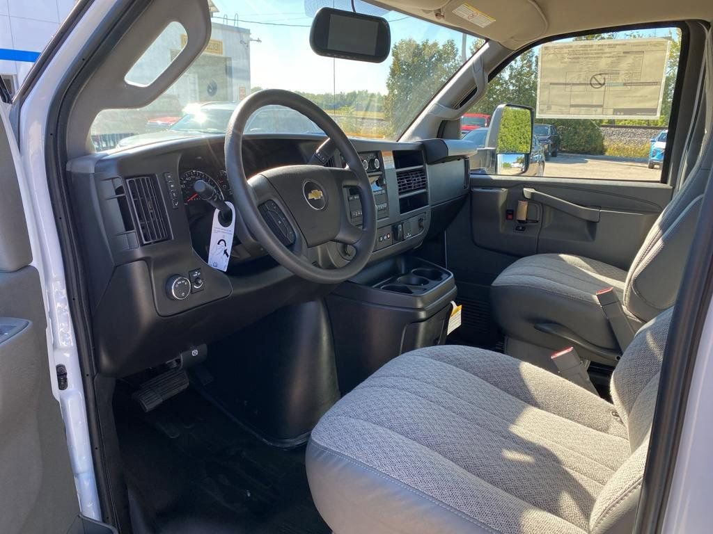 New 2025 Chevrolet Express 3500 w/ Power Convenience Package image 11