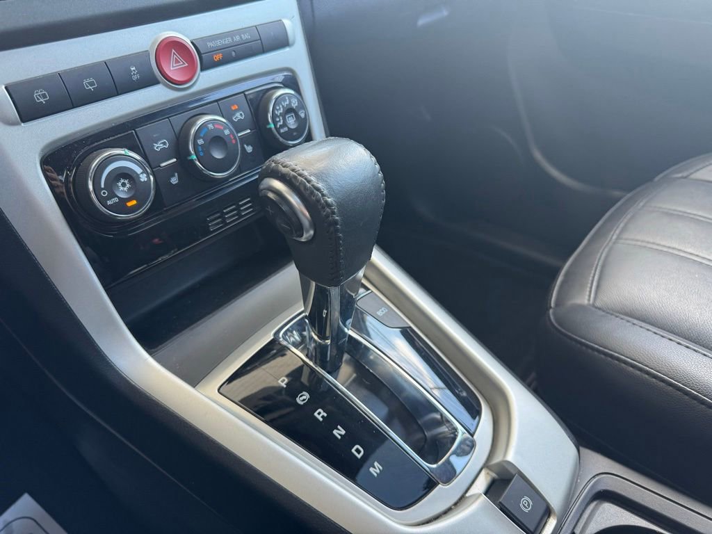 Used 2014 Chevrolet Captiva Sport LTZ FWD image 13