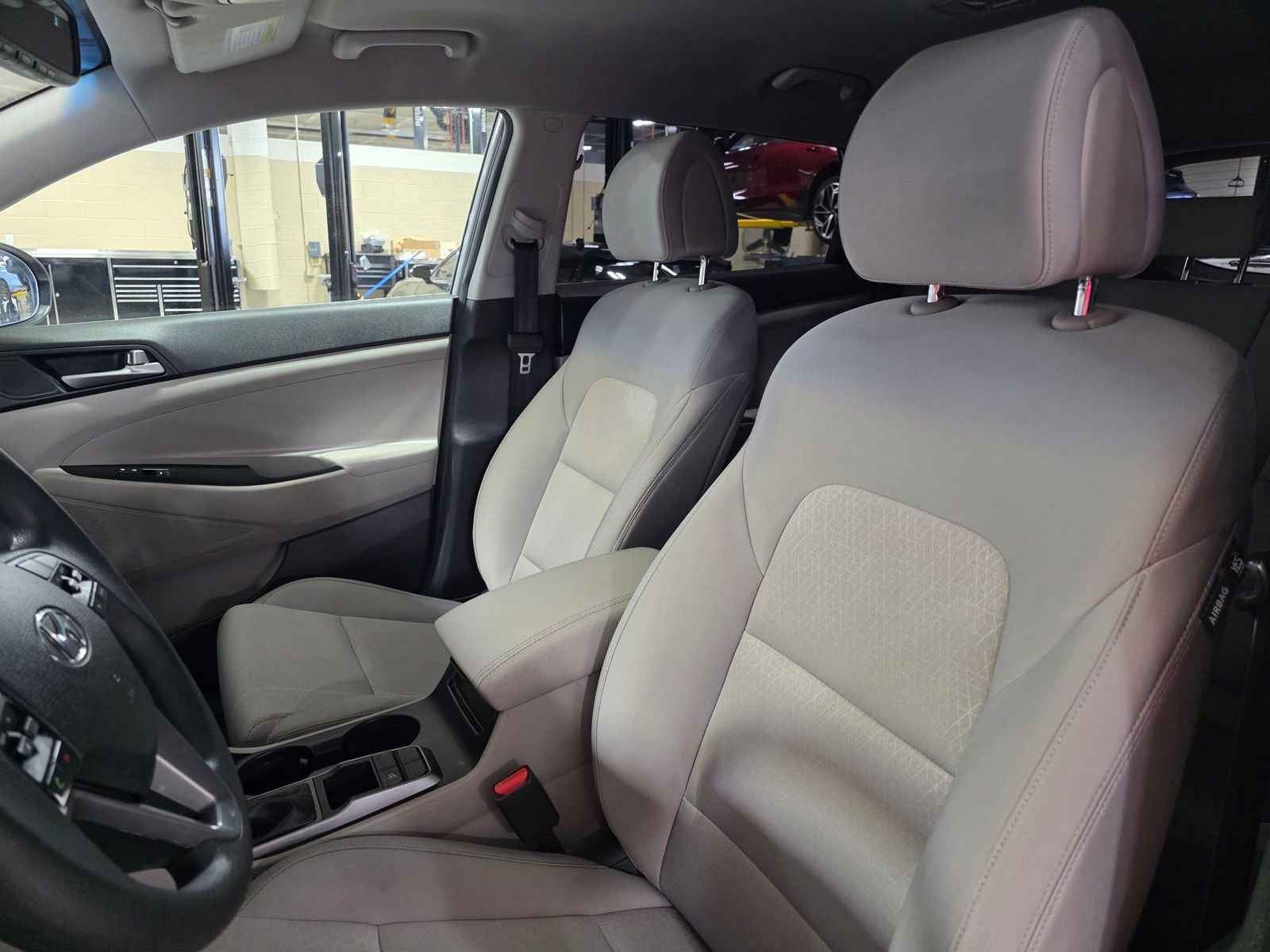 Used 2018 Hyundai Tucson SE image 22