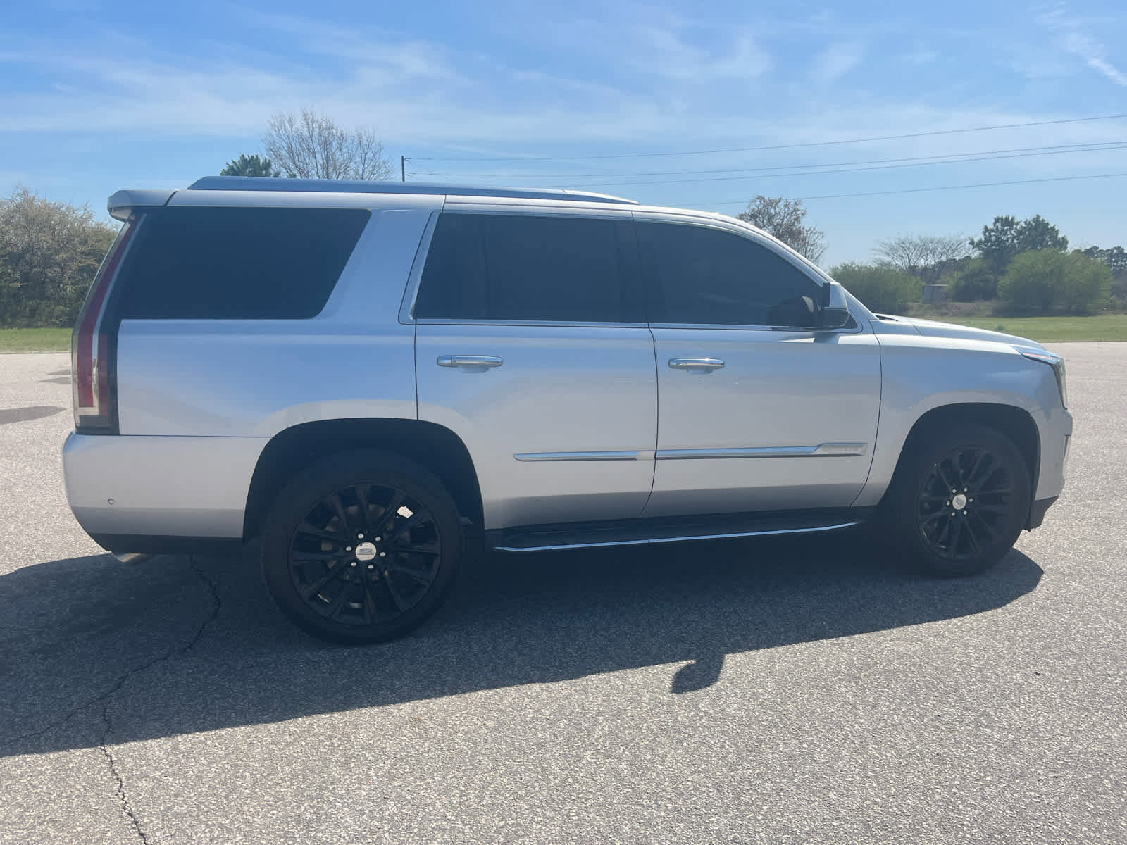 Used 2020 Cadillac Escalade Platinum image 6