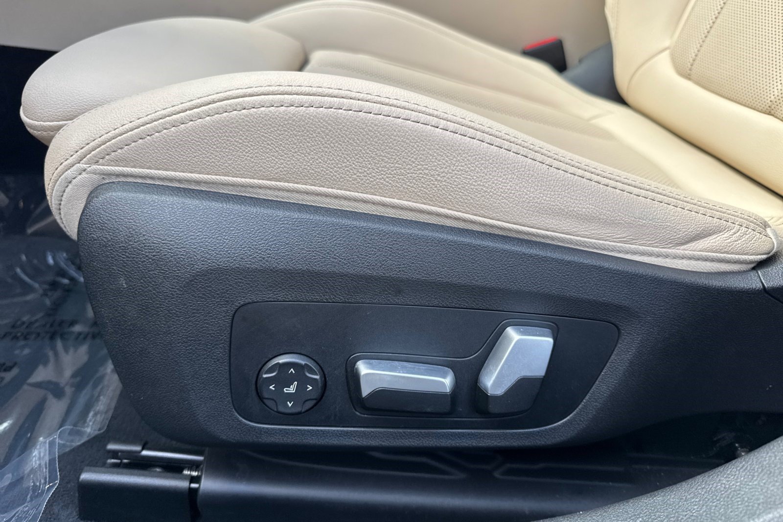 Certified 2023 BMW i4 eDrive40 w/ Premium Package RWD image 14