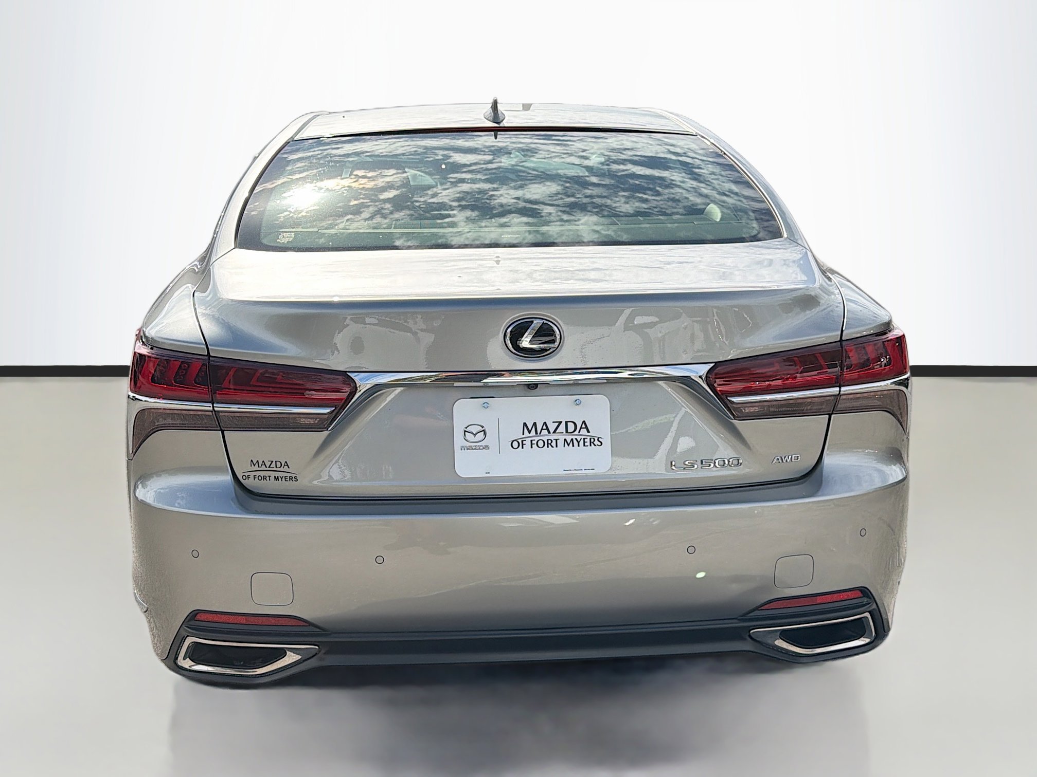 Used 2019 Lexus LS 500 AWD image 4