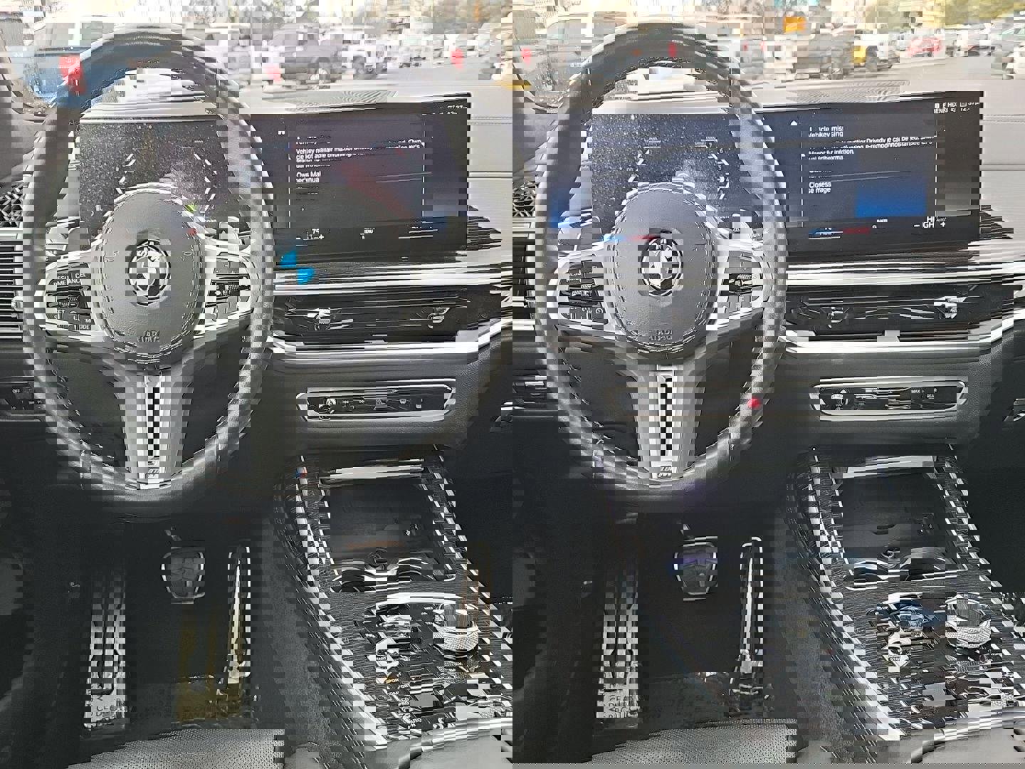 Used 2023 BMW X7 M60i w/ Executive Package image 25