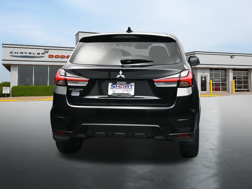 Used 2022 Mitsubishi Outlander Sport ES FWD image 4