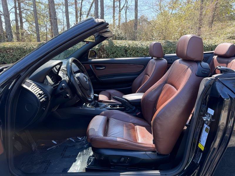 Used 2008 BMW 135i Convertible RWD image 23