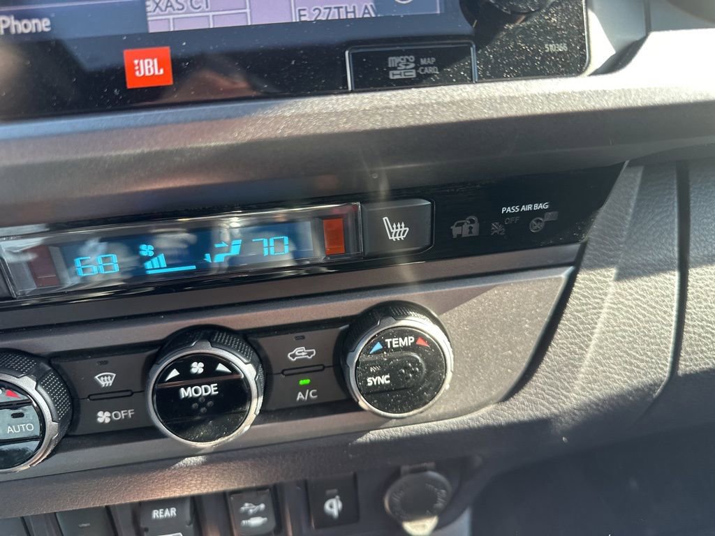 Used 2018 Toyota Tacoma TRD Off-Road w/ TRD Premium Off Road Package RWD image 18