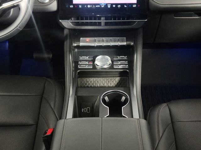 Used 2024 Lincoln Nautilus Premier w/ Equipment Group 102A AWD/4WD image 24