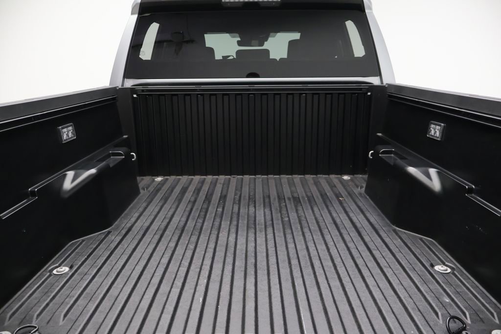 Certified 2025 Toyota Tacoma SR5 image 22