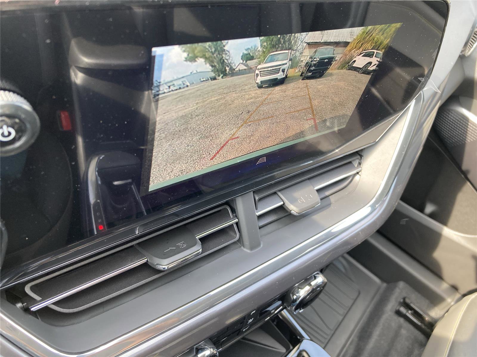 New 2026 Chevrolet Trax ACTIV w/ Sunroof Package image 35