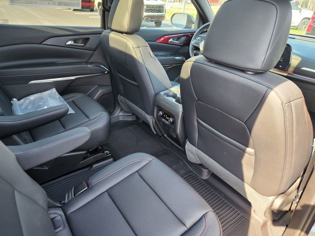 New 2026 Chevrolet Traverse Z71 w/ Driver Confidence Package image 9