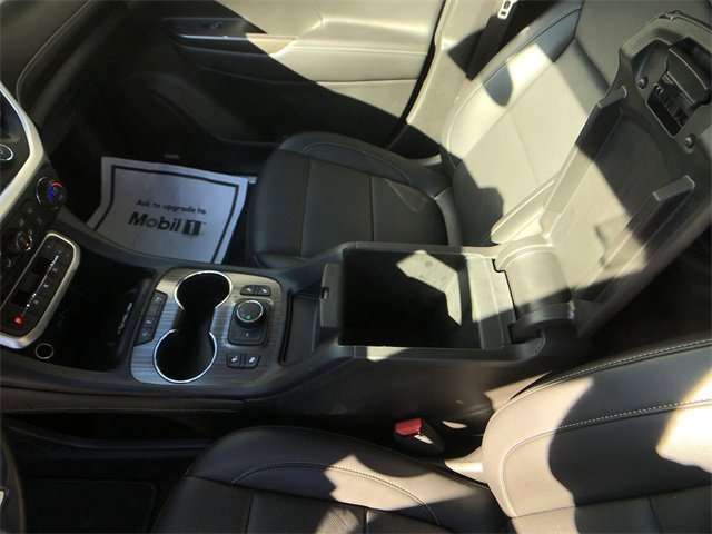 Used 2021 GMC Acadia SLT image 29