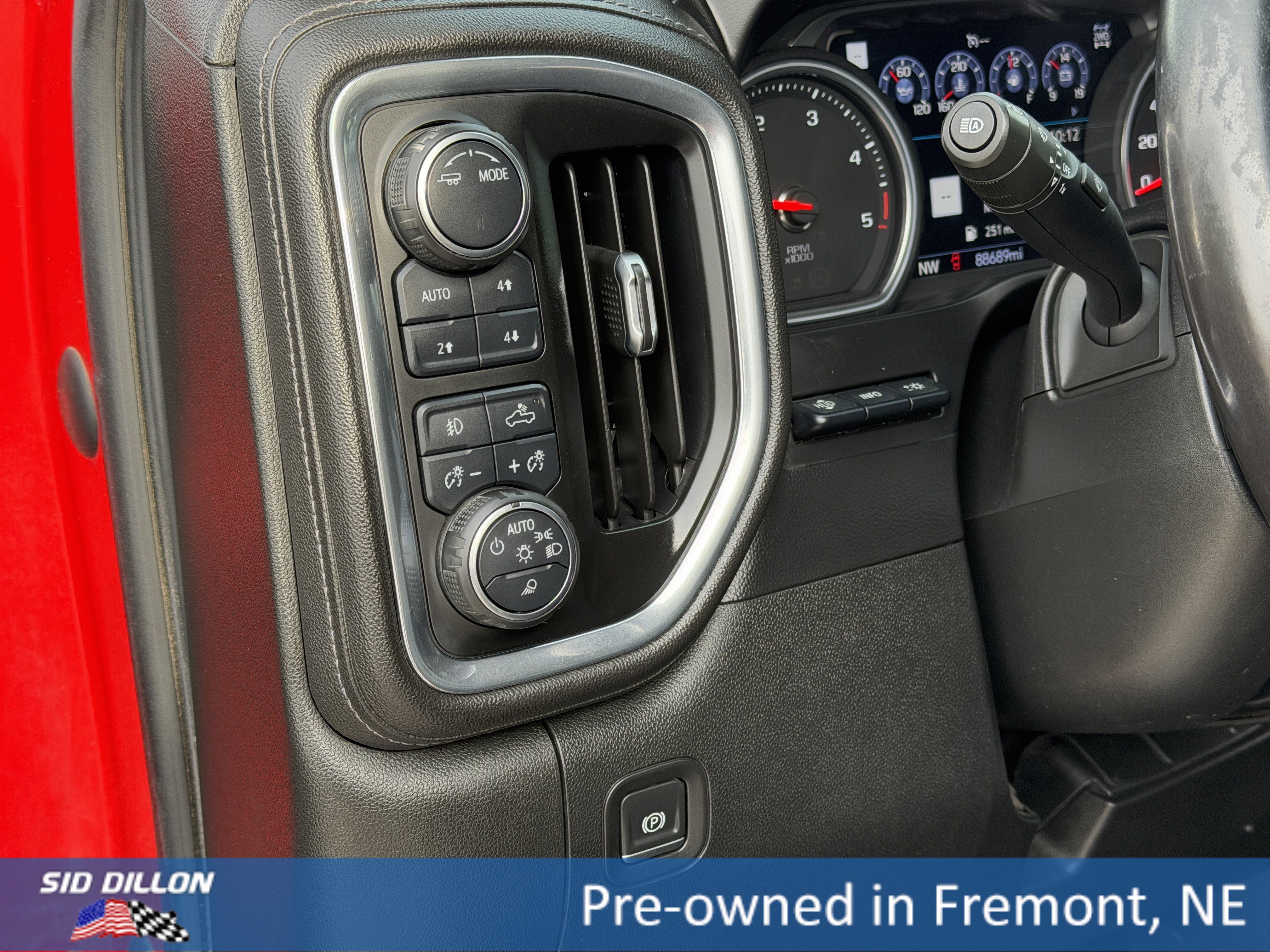Certified 2020 Chevrolet Silverado 2500 LTZ w/ LTZ Premium Package AWD/4WD image 16