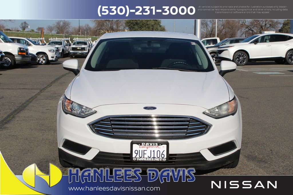 Used 2018 Ford Fusion SE w/ Fusion SE Technology Package image 4