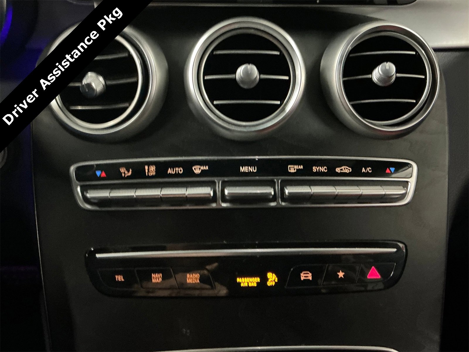 Used 2020 Mercedes-Benz GLC 300 4MATIC Coupe image 20