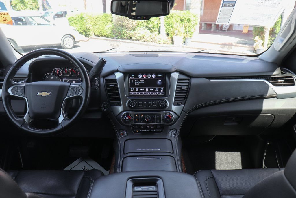 Used 2020 Chevrolet Suburban Premier RWD image 30