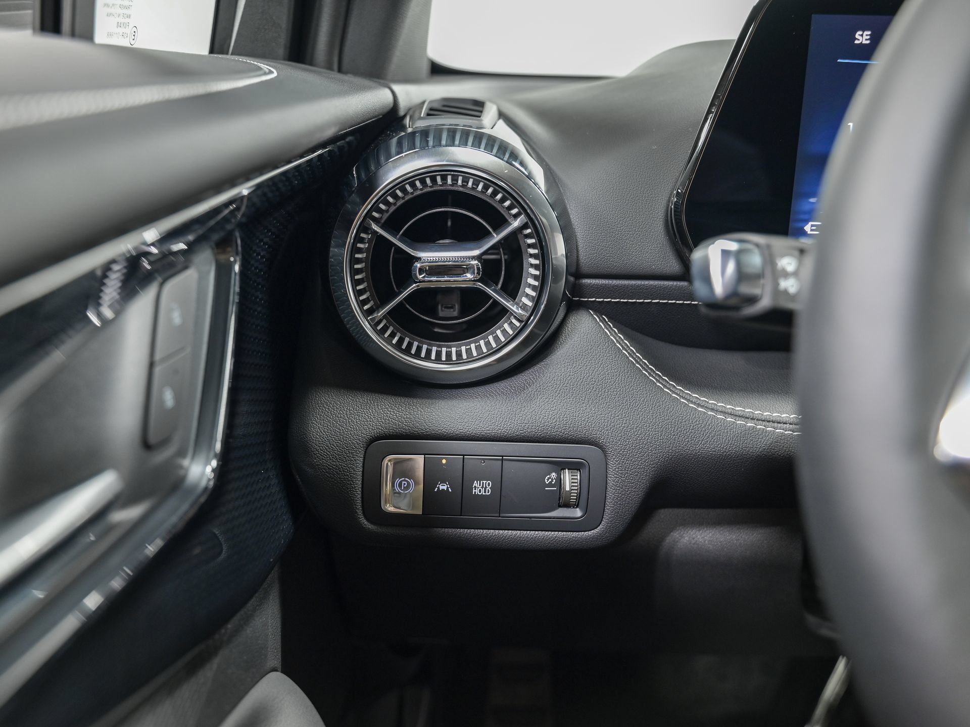 Used 2024 Chevrolet Blazer EV LT AWD/4WD image 18