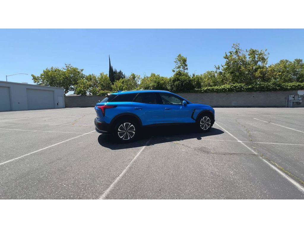 Certified 2024 Chevrolet Blazer EV LT AWD/4WD image 12