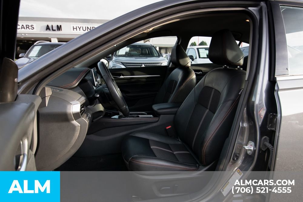 Used 2024 Nissan Altima 2.5 SR image 15