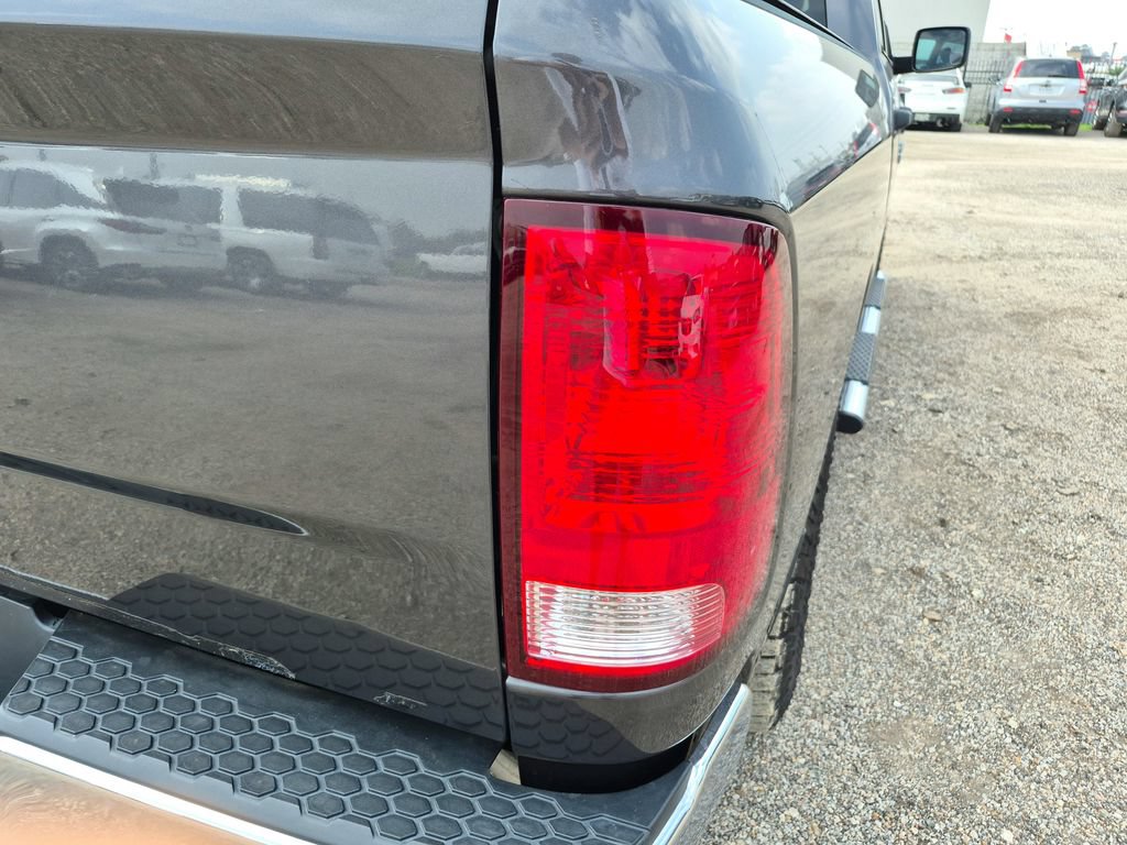 Used 2018 RAM 1500 Tradesman w/ Popular Equipment Group RWD image 11