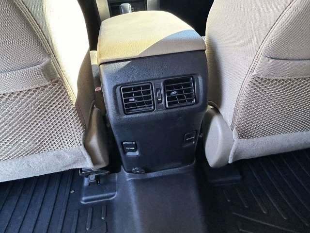 Used 2018 Toyota 4Runner SR5 AWD/4WD image 17
